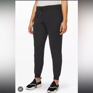 Lululemon on the Fly mid-rise full length pants